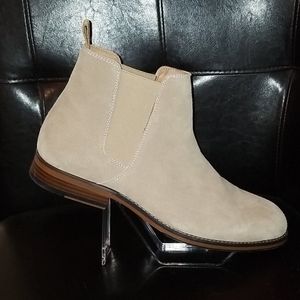 Chelsea boot